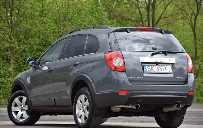 Chevrolet Captiva cena 27900 przebieg: 207000, rok produkcji 2010 z Pasym małe 704